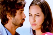 Saree Ke Fall Sa Song - R... Rajkumar