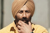 Singh Saab The Great  Title Song