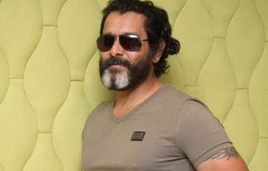 Chiyaan-Vikram-Interview-Photos-02