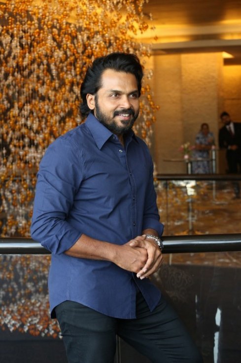 Karthi-Interview-Pics-08