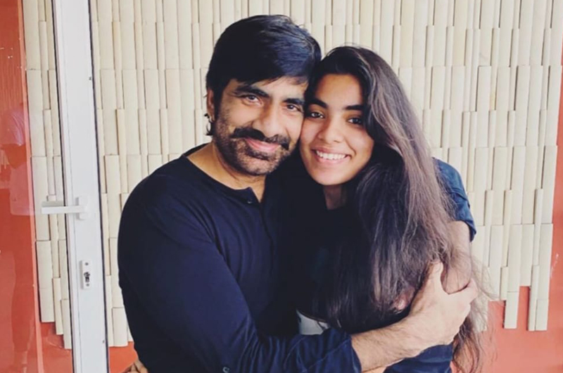 Ravi Teja With Family Pics