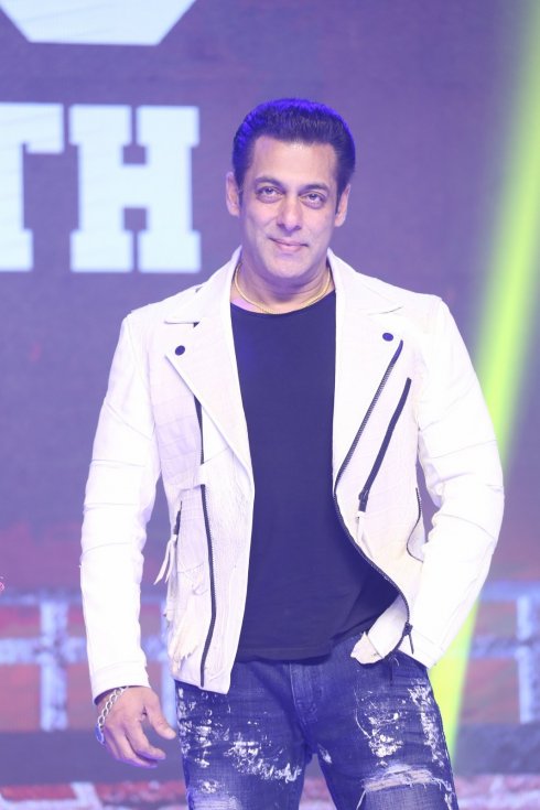 Salman-Khan-Latest-Photos-02