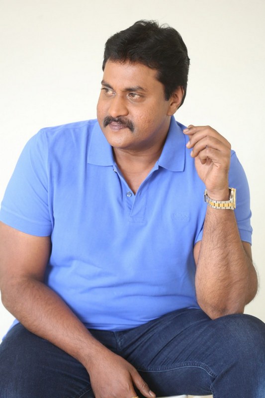 Sunil-Interview-Pics-06