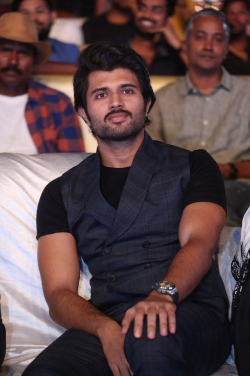 Vijay-Deverakonda-New-Stills-05