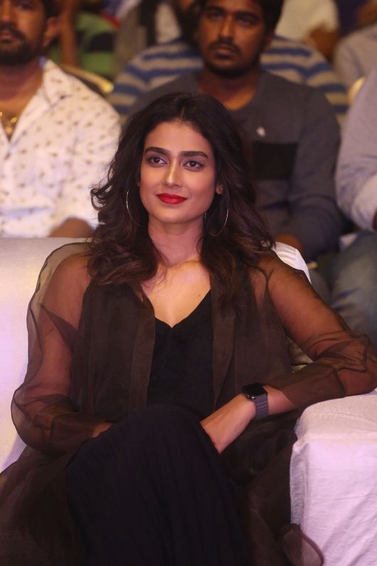 Aakanksha Singh Photos