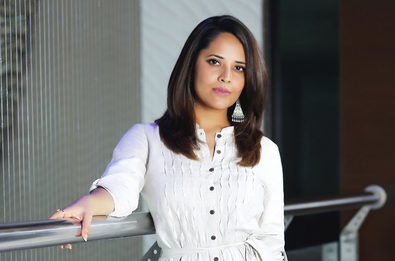 Anasuya-Bharadwaj-New-Photos-01