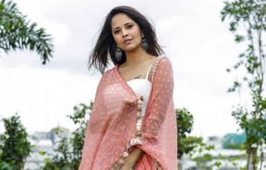 Anasuya-Bharadwaj-New-Photos-07