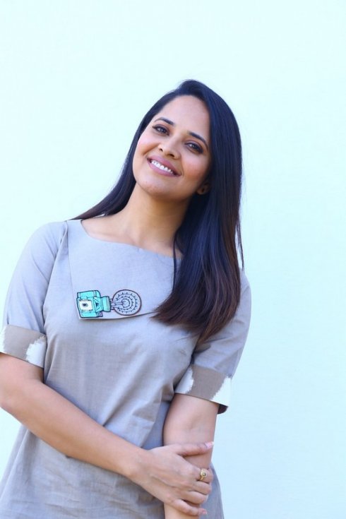 Anasuya-New-Pics-03