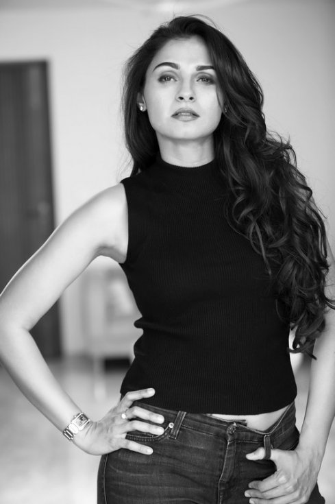 Andrea-Jeremiah-Photos-03