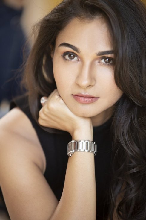 Andrea-Jeremiah-Photos-07