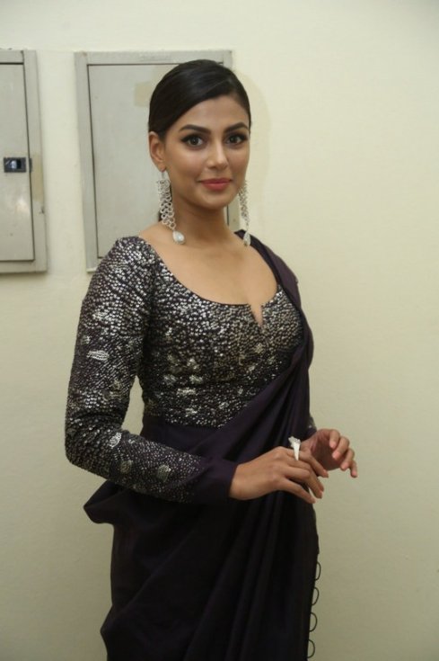 Anisha-Ambrose-Stills-04