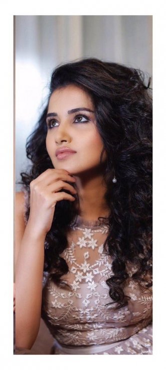 Anupama-Latest-Pics-05