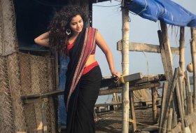 Anupama-Parameswaran-New-Stills-03