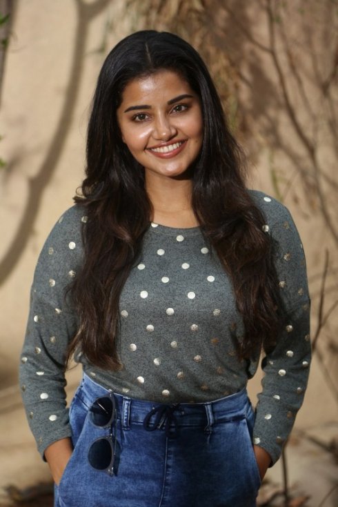 Anupama-Parameswaran-new-Photos-07