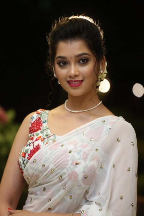 Digangana-Suryavanshi-Photos-06