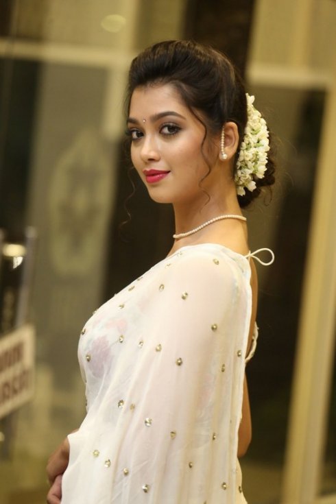 Digangana-Suryavanshi-Photos-09