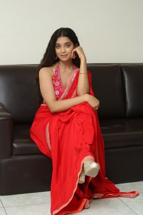 Digangana-Suryavanshi-Stills-03