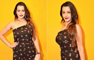 Diksha-Panth-latest-Photos-10