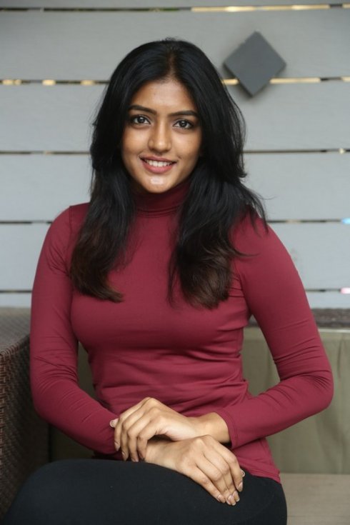 Eesha-Rebba-Latest-Photos-03