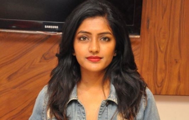 Eesha-Rebba-Latest-Stills-04