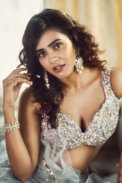 Hebah-Patel-PhotoShoot-08