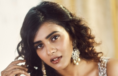 Hebah-Patel-PhotoShoot-08