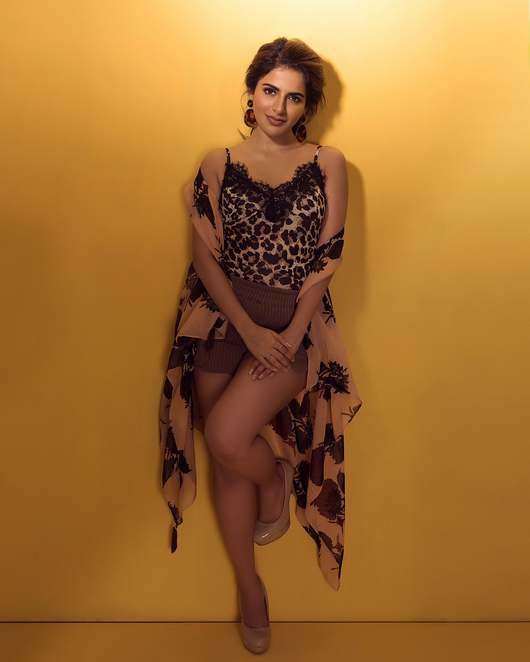 Iswarya-Menon-PhotoShoot-05