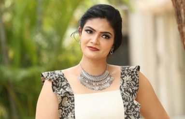 Kalpika Ganesh Latest Photos