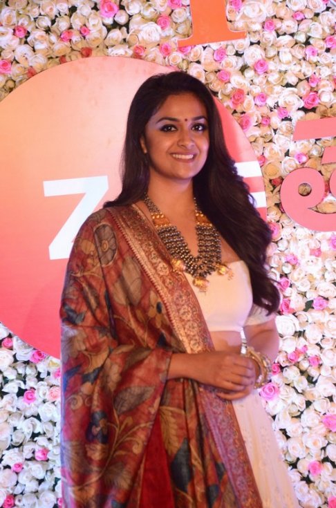 Keerthy-Suresh-At-Zee-Cine-Awards-2018-Photos-06