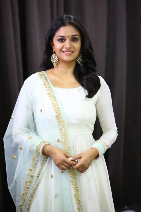 Keerthy-Suresh-New-Photos-03