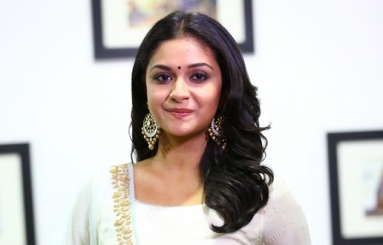 Keerthy-Suresh-New-Photos-05