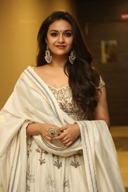 Keerthy-Suresh-New-Pics-03