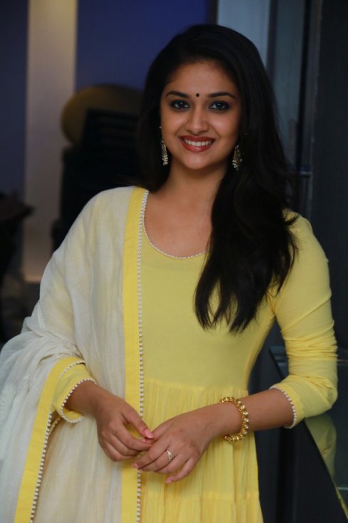 Keerthy-Suresh-New-Stills-04