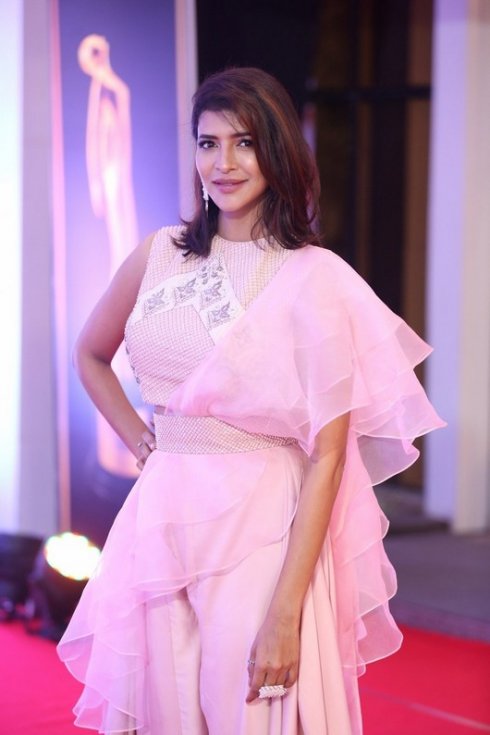 Lakshmi-Manchu-New-Photos-06