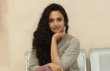 Malavika-Nair-Photos-07