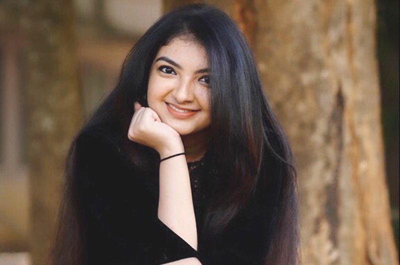 Malavika-Nair-Pics-11
