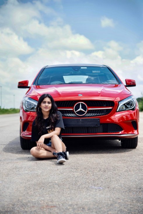 Nabha-Natesh-Stills-With-Her-New-Mercedes-Benz-Car-02