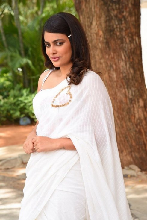 Nandita-Swetha-new-Photos-04