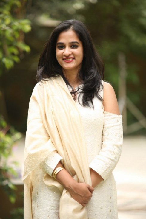 Nanditha-Raj-New-Photos-07