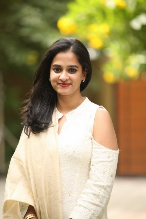 Nanditha-Raj-New-Photos-09