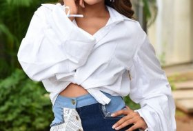 Nidhhi-Agerwal-Pics-06