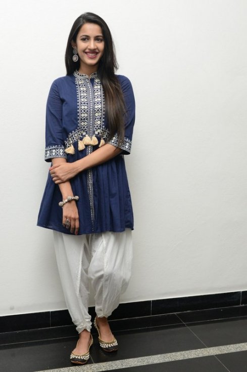 Niharika-New-Photos-03