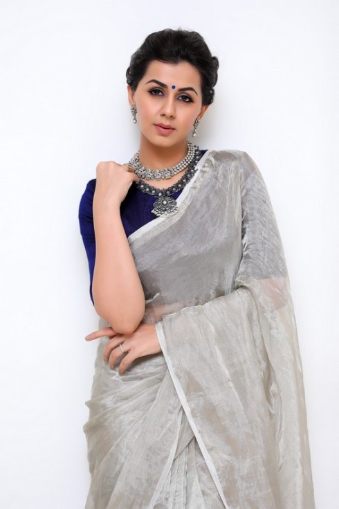 Nikki-Galrani-Latest-Pics-02