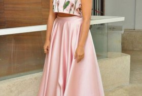 Nivetha-Thomas-Latest-Stills-04