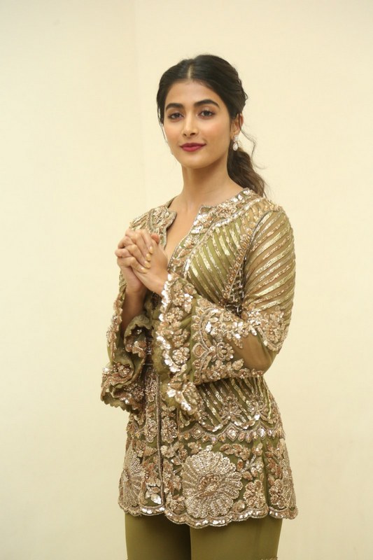 Pooja Hegde at Aravindha Sametha Success Meet