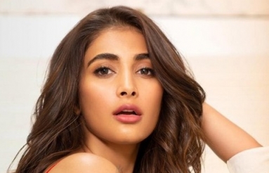 Pooja-Hegde-Latest-PhotoShoot-08