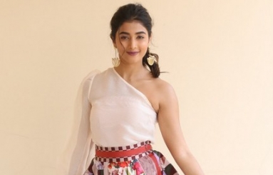 Pooja-Hegde-New-Pics-03