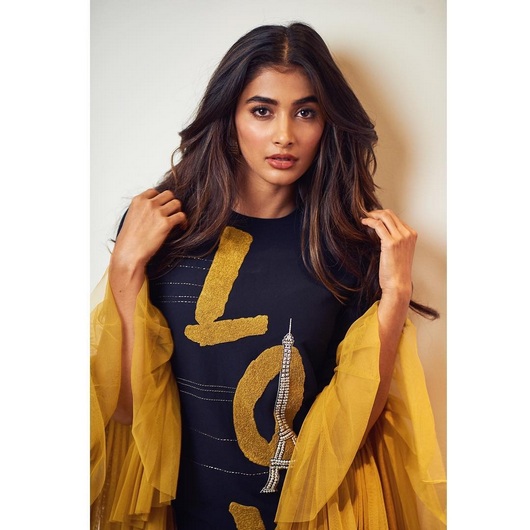 Pooja Hegde PhotoShoot