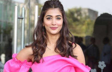 Pooja-Hegde-Photos-03