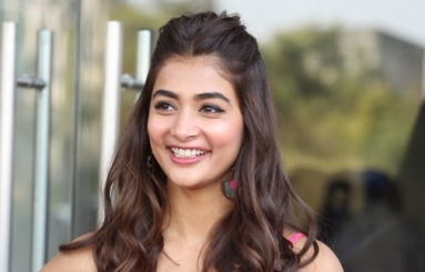 Pooja-Hegde-Photos-04